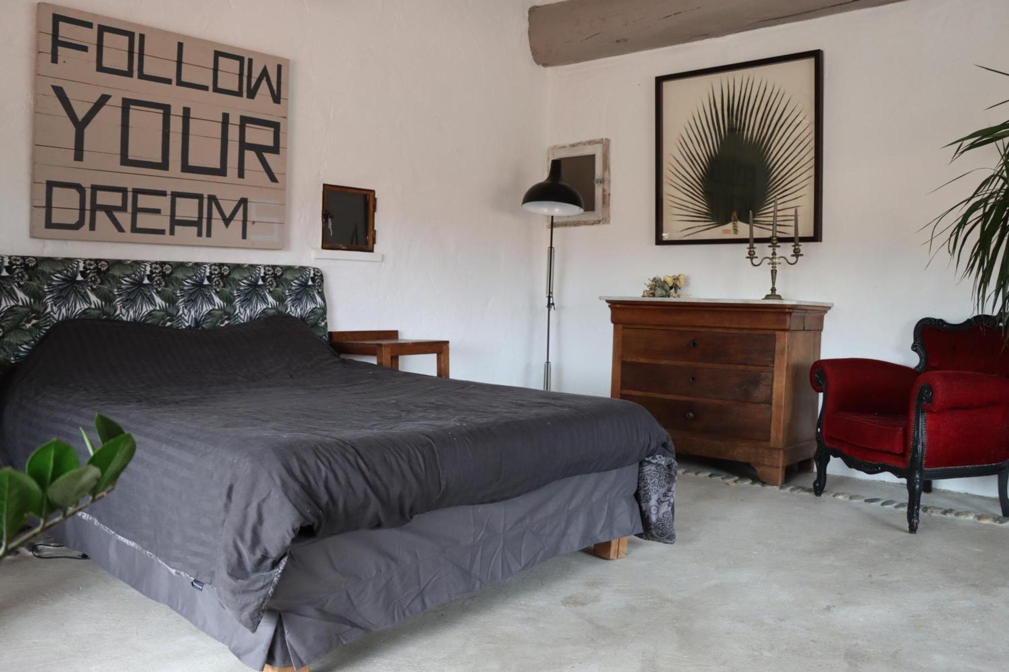 Grand Loft De Charme, Place Du Village A Thuir Exterior photo